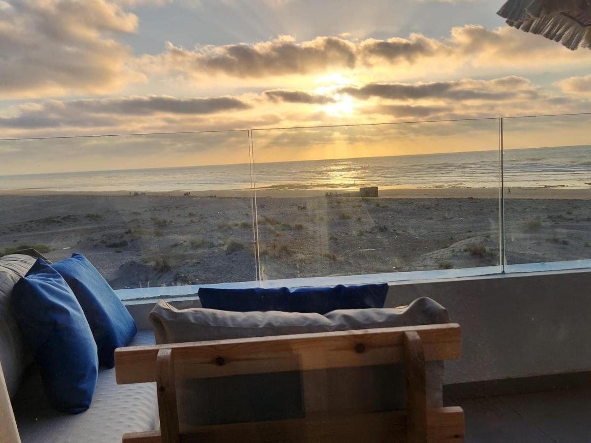 Sidi Rahal Blue View, Beachfront Wide Seaview With Pool 外观 照片